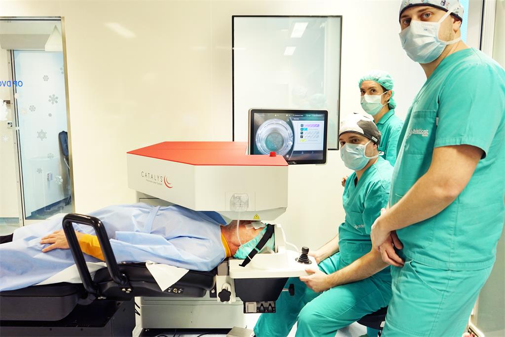 ​Nova metoda operacije sive mrene je razvijana na Hrvaške